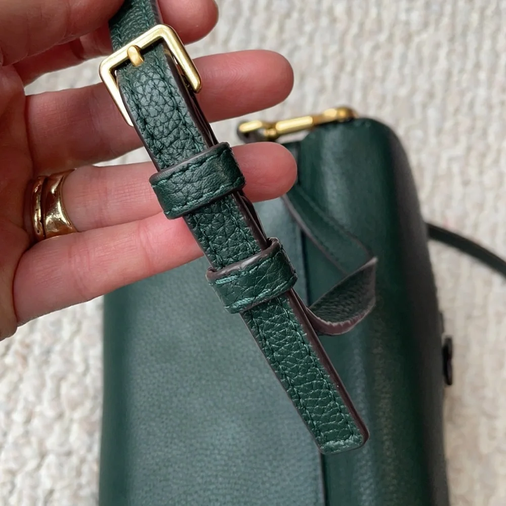Tory Burch McGraw green wallet crossbody - Picture 10 of 15